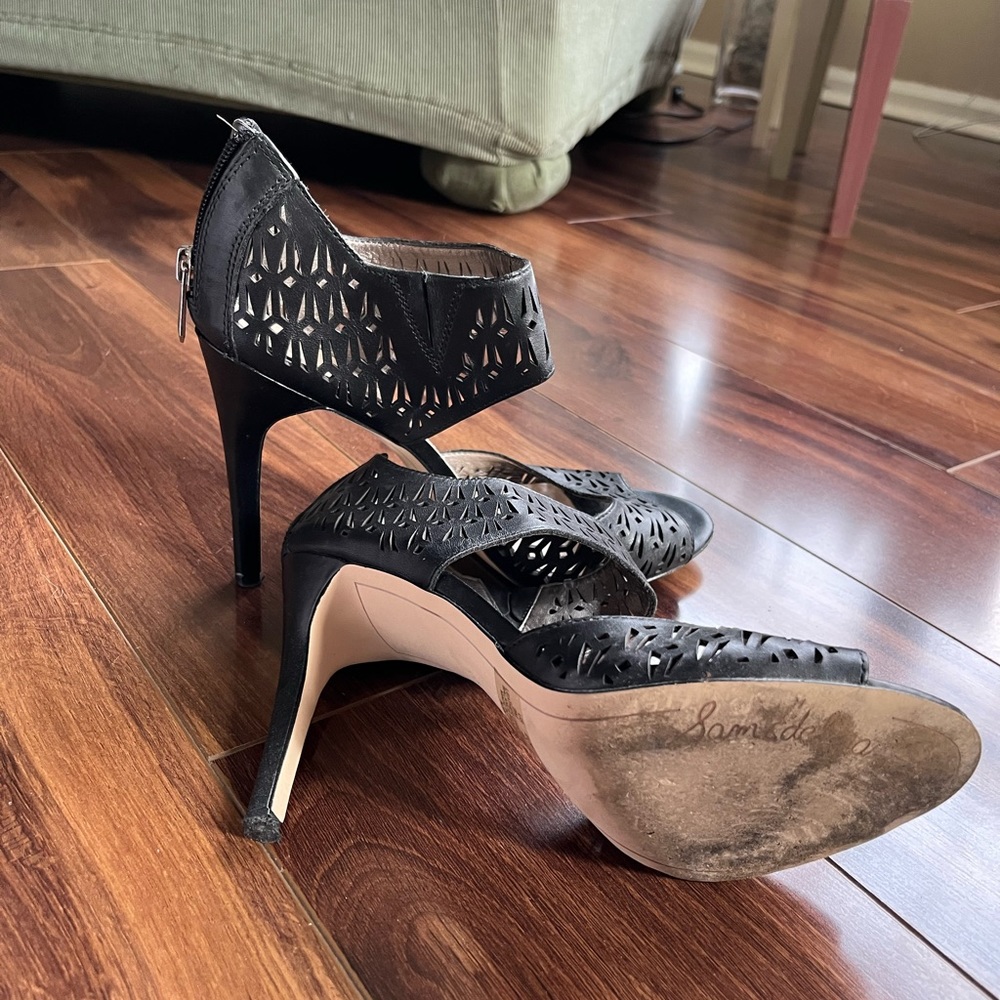 Sam Edelman Laser cut PeepToe Sandal